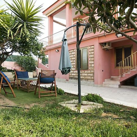 La Rosa Del Deserto Bed and Breakfast Scicli Εξωτερικό φωτογραφία