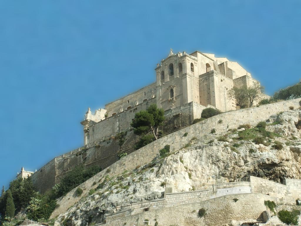 La Rosa Del Deserto Bed and Breakfast Scicli Εξωτερικό φωτογραφία